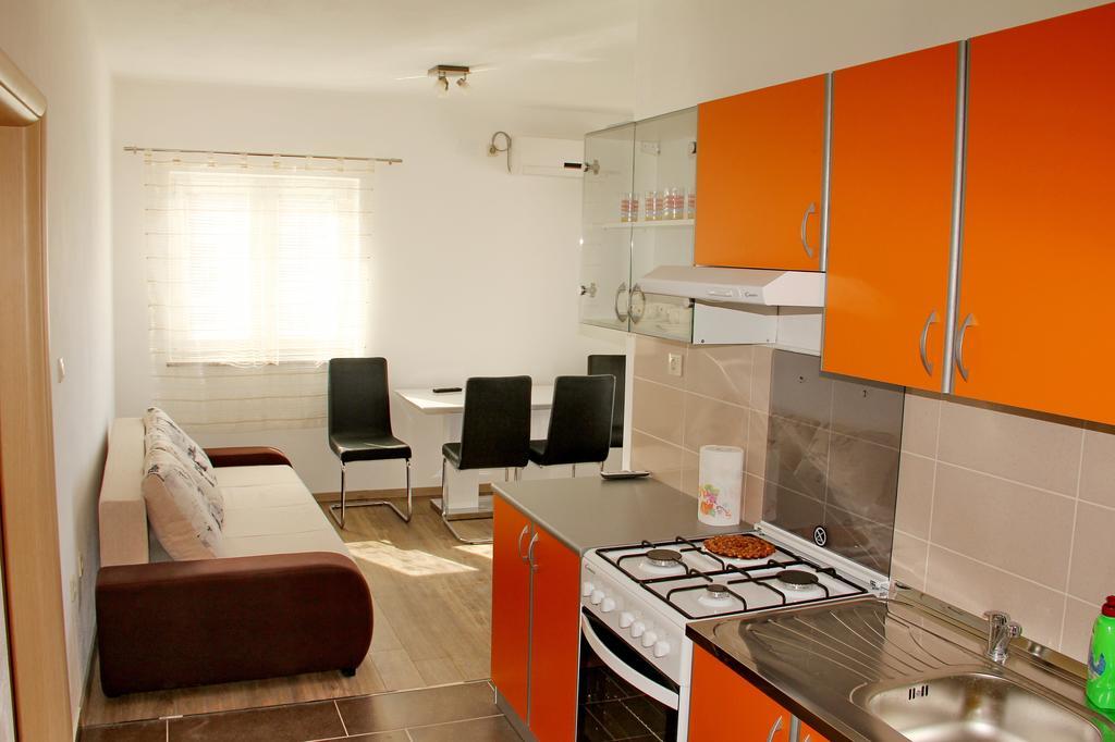 Apartments Antonio Senj  Δωμάτιο φωτογραφία